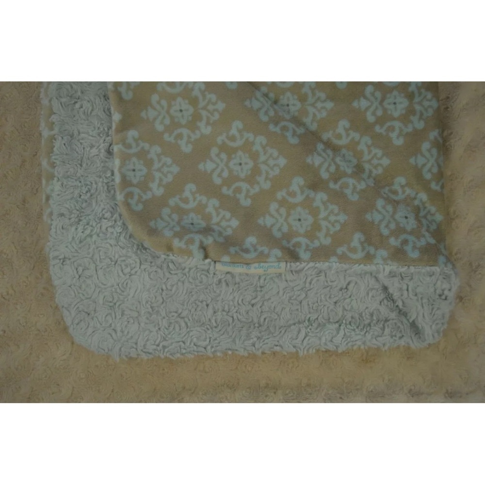 Blankets & Beyond Blue Gray Damask Baby Blanket Reversible Swirl Lovey